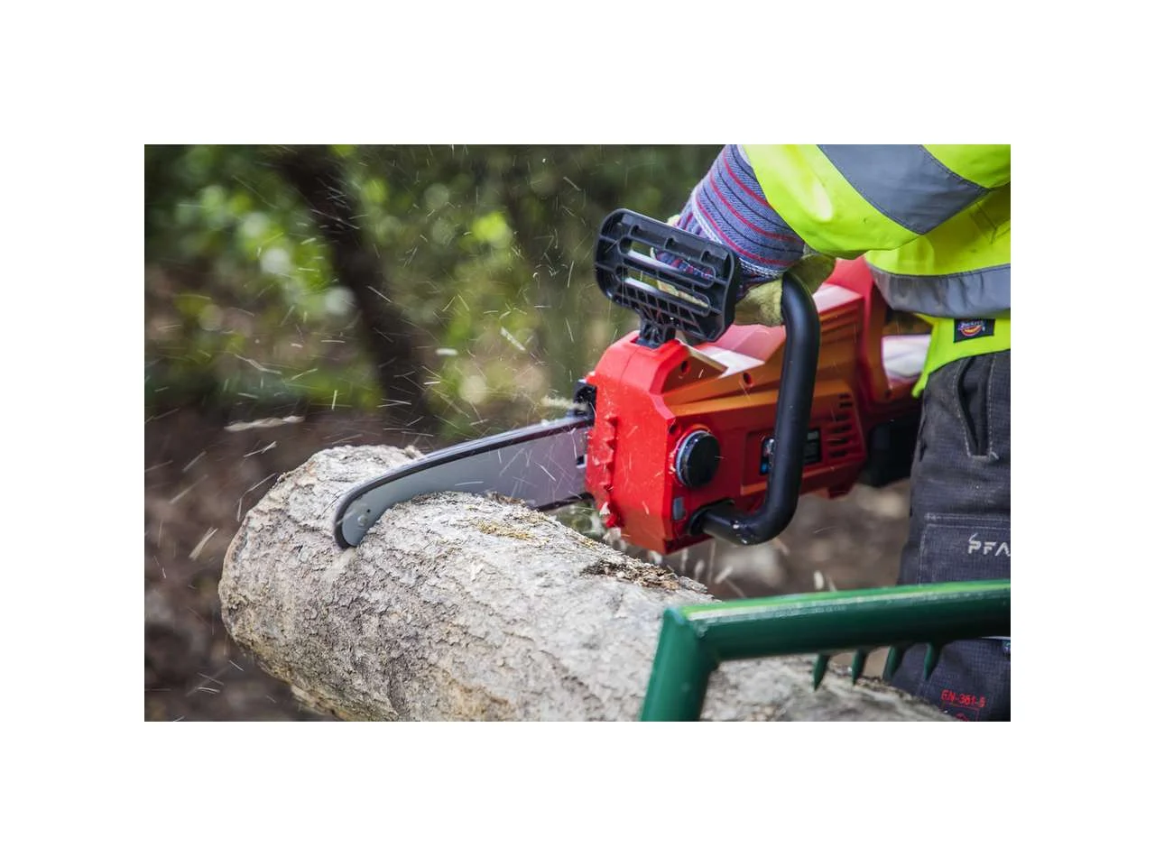 Chain Saw for Branches 800W Black + Decker PS7525