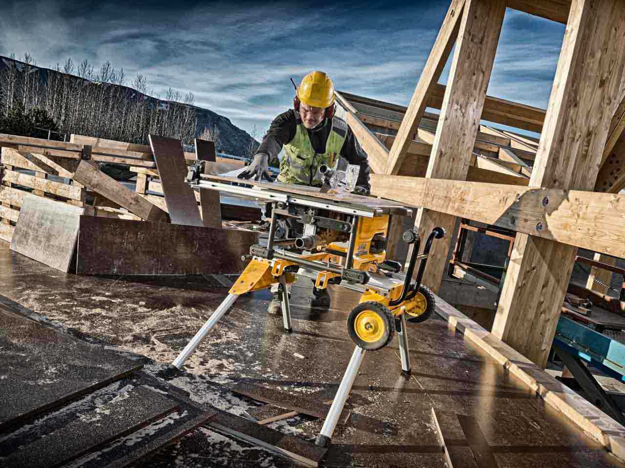 Dewalt table saw online 7485