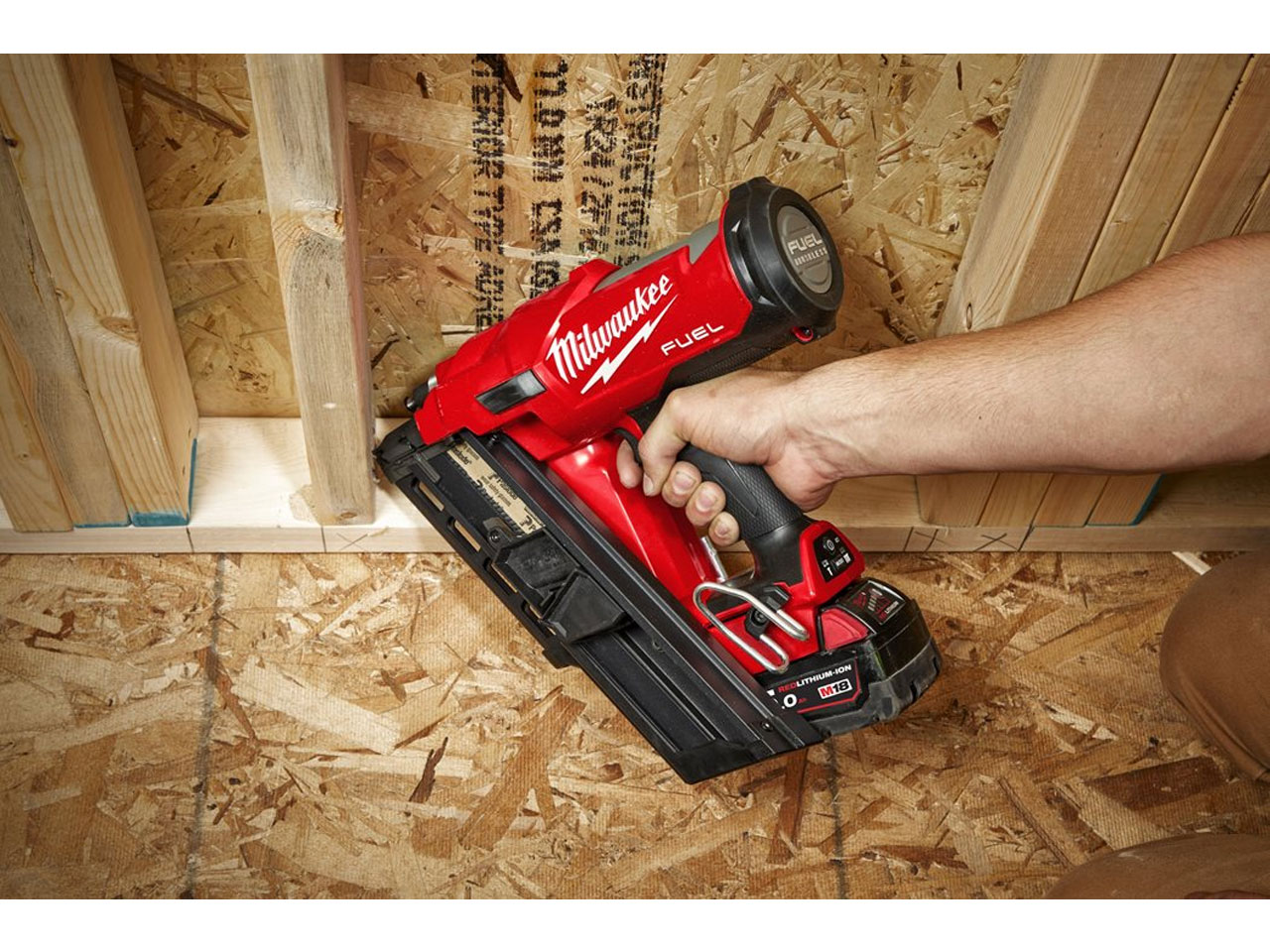 Milwaukee joist best sale hanger nailer