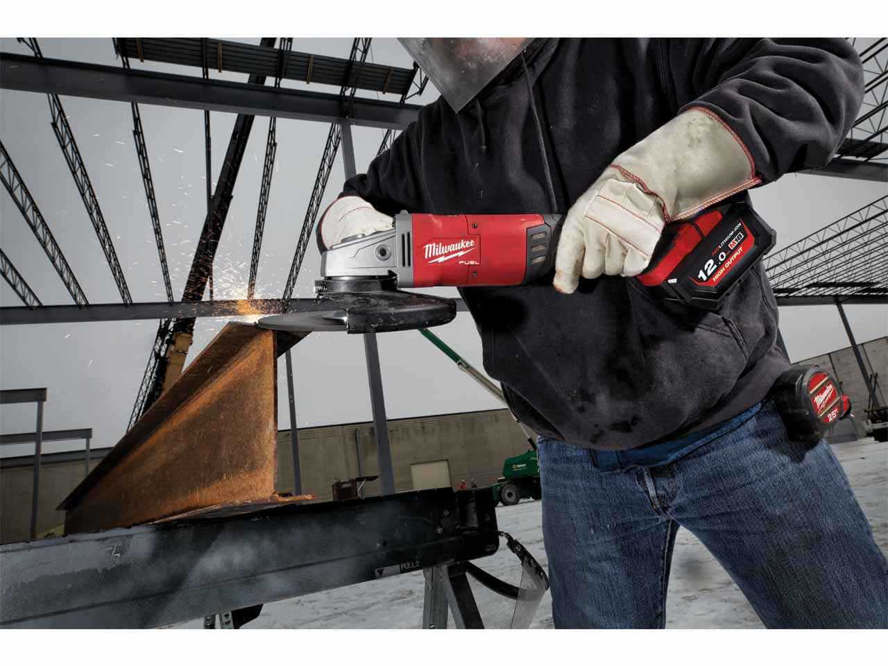 Milwaukee M18FLAG230XPDB 0C 18v M18 Li ion FUEL 9in Angle Grinder